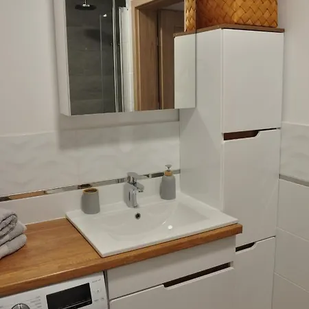 Apartament Na Wyspie Solnej Apartman *